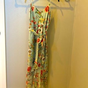 Gorgeous spring dress. Perfect wedding guest dress